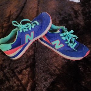 Women's new balance sneaker